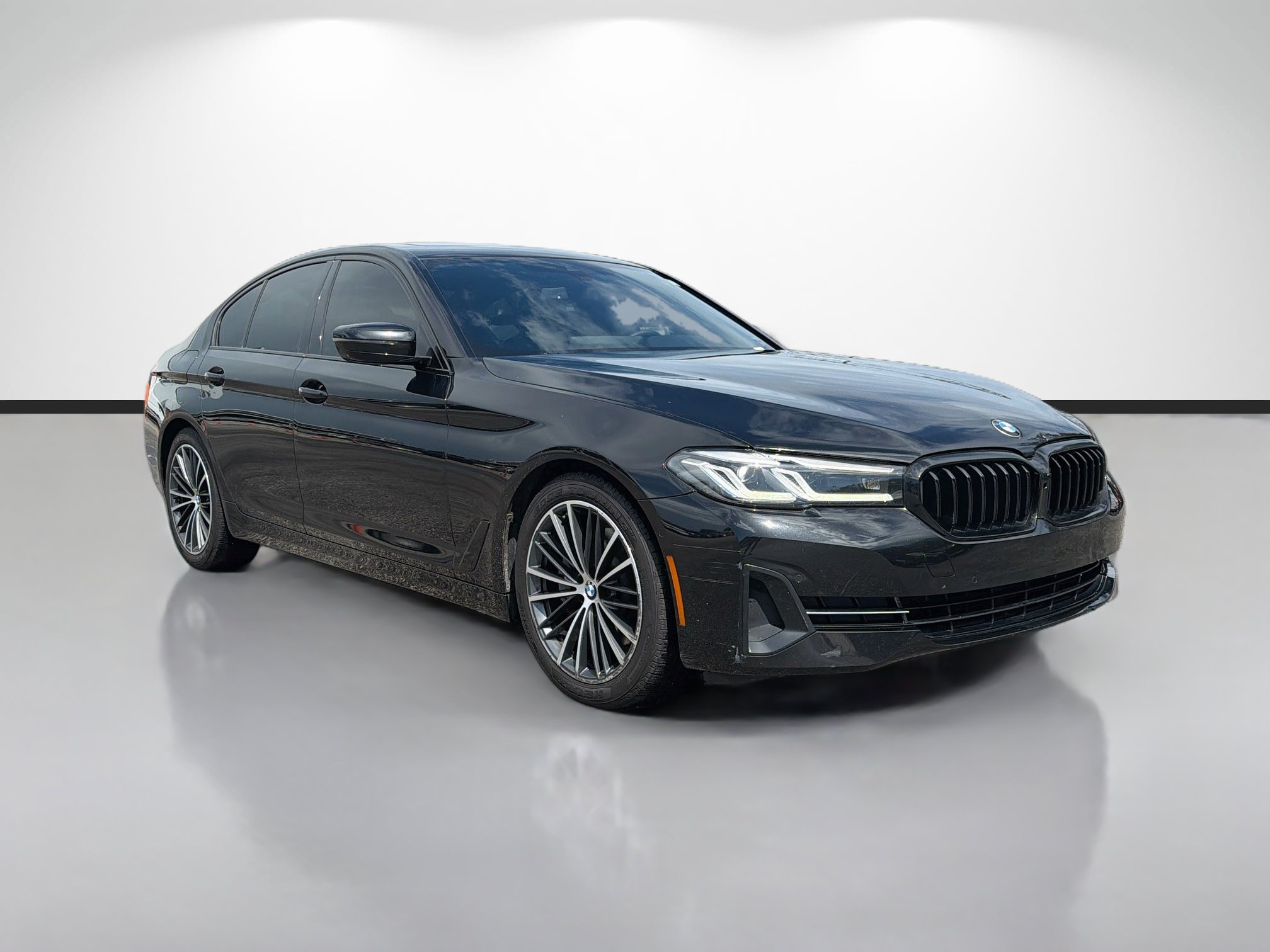 Used 2021 BMW 530i w/ Convenience Package RWD image 1