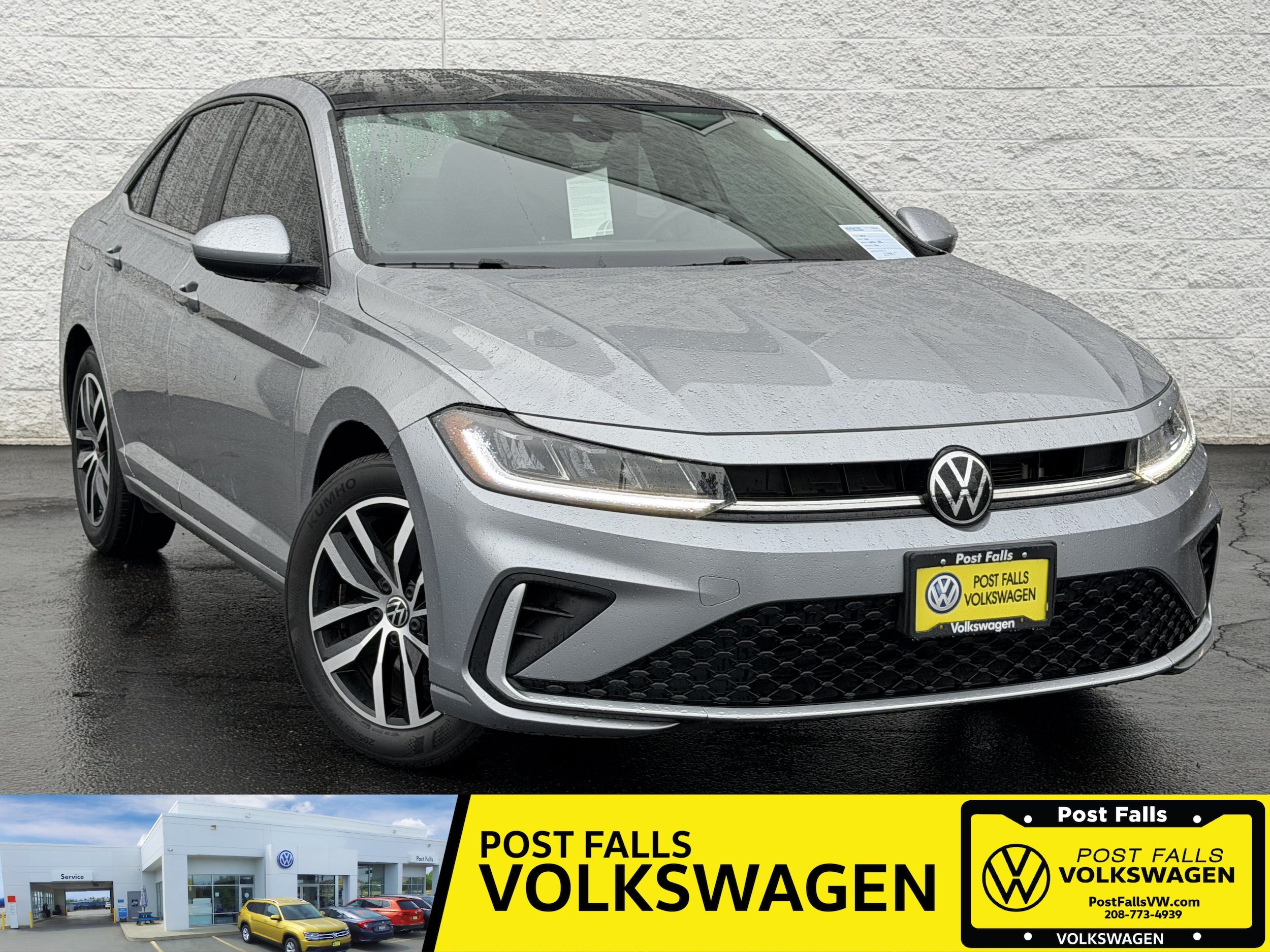 Used 2025 Volkswagen Jetta SE FWD image 1
