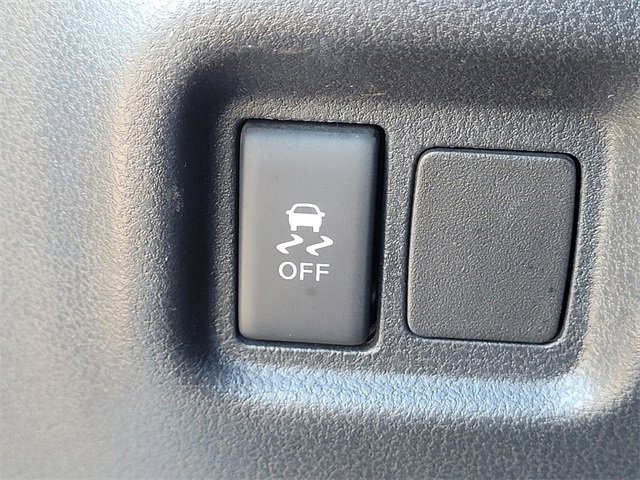 Used 2015 Nissan Versa Note SV image 14