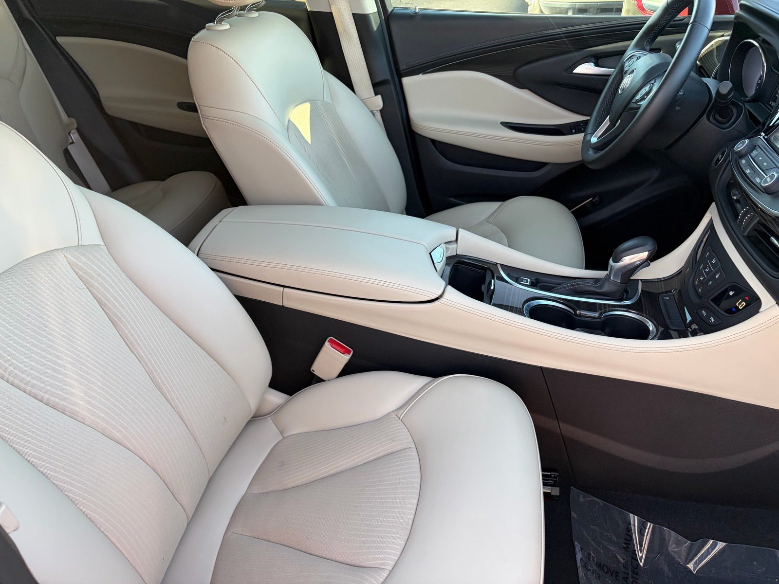 Used 2020 Buick Envision Preferred FWD image 31