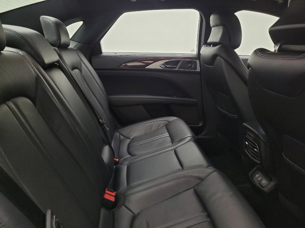 Used 2018 Lincoln MKZ Reserve w/ Technology Package FWD image 19