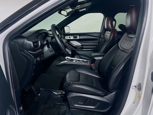 Used 2023 Ford Explorer Platinum w/ Technology Package image 14