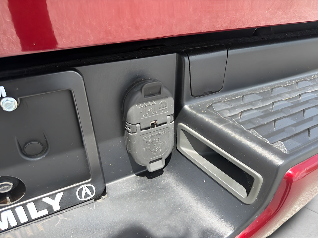 Used 2020 RAM 1500 Big Horn AWD/4WD image 47