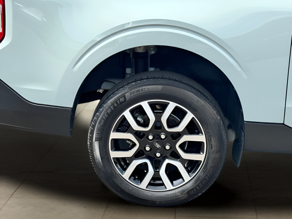 Used 2024 Ford Maverick Lariat FWD image 37