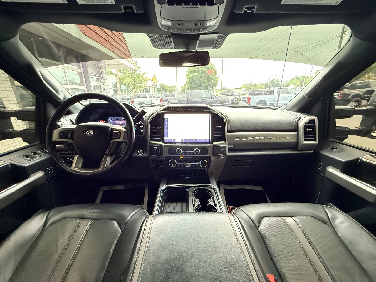 Used 2022 Ford F450 Platinum w/ FX4 Off-Road Package AWD/4WD image 32