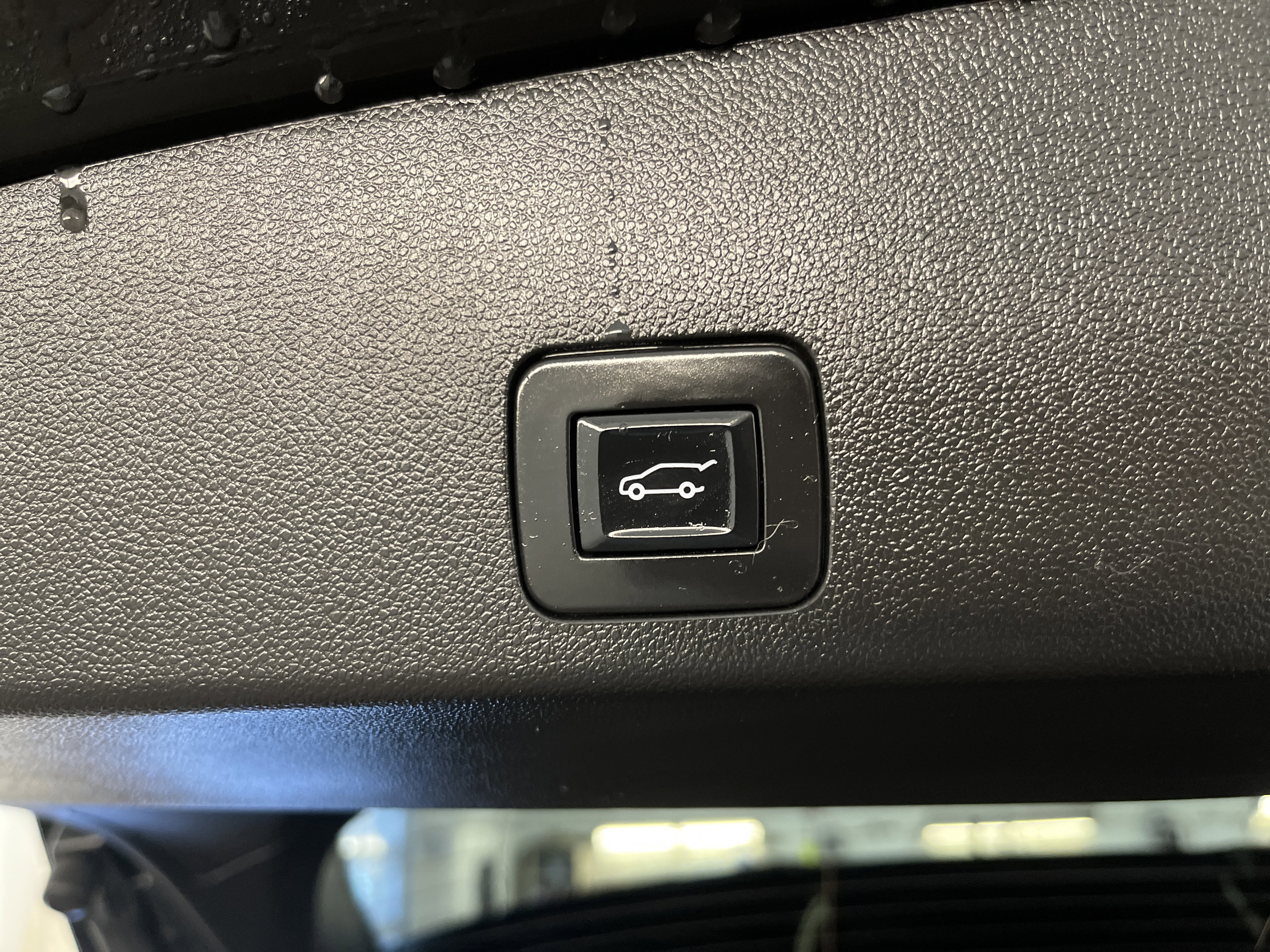 Used 2023 Buick Encore GX Select image 14