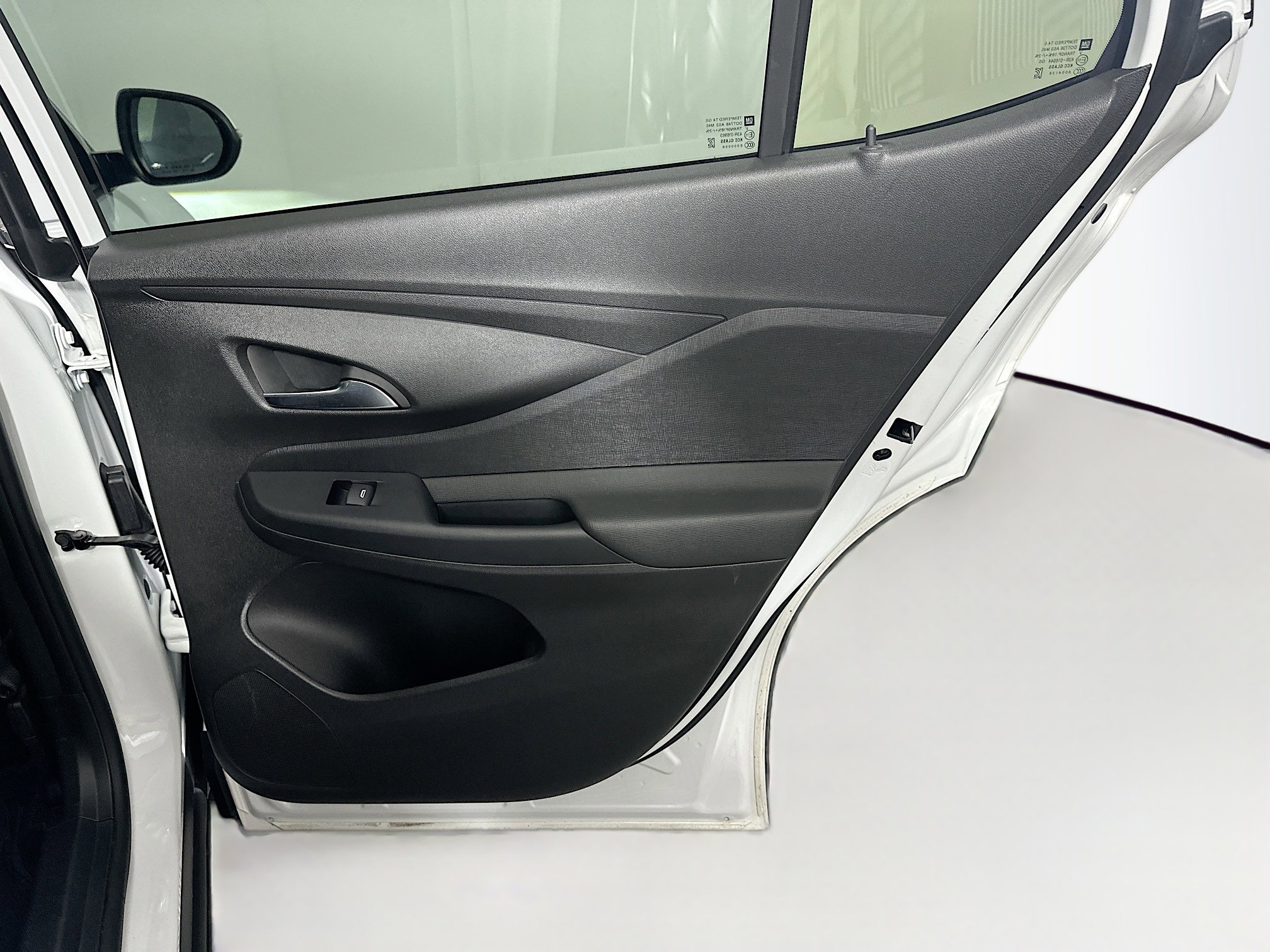 Used 2025 Buick Envista Preferred FWD image 27