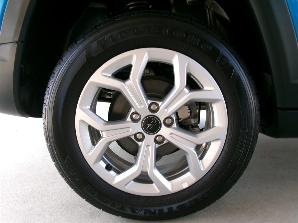 Used 2025 Jeep Compass Latitude AWD/4WD image 56