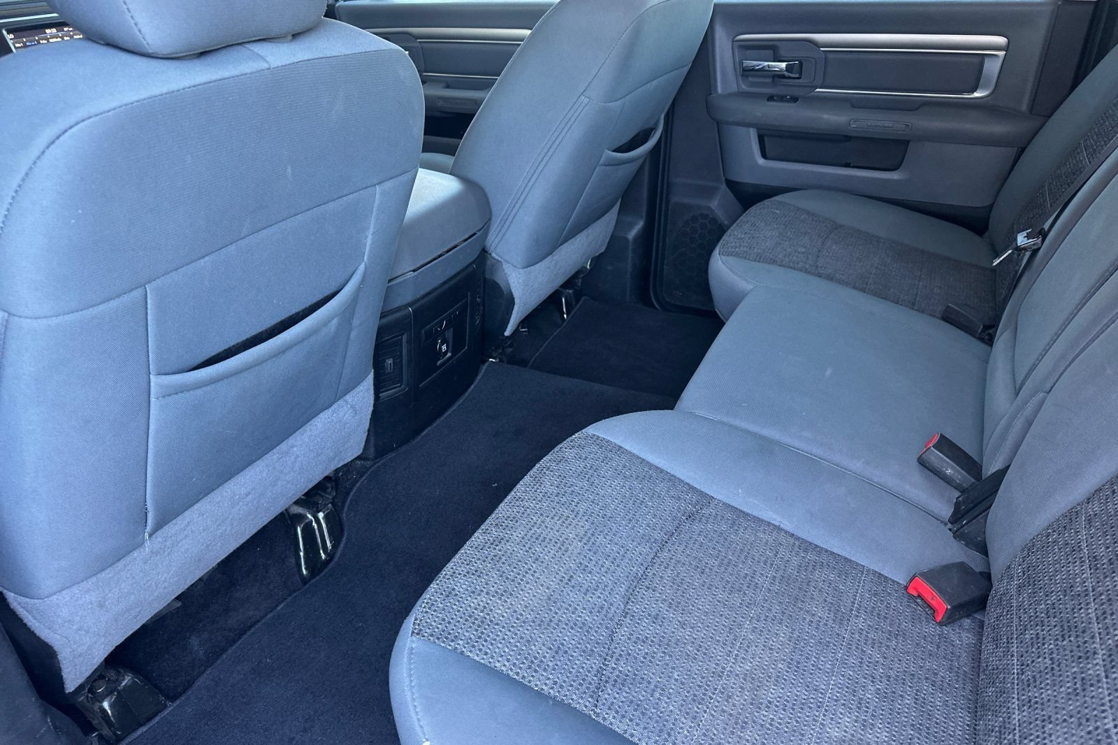 Used 2018 RAM 3500 Big Horn AWD/4WD image 11