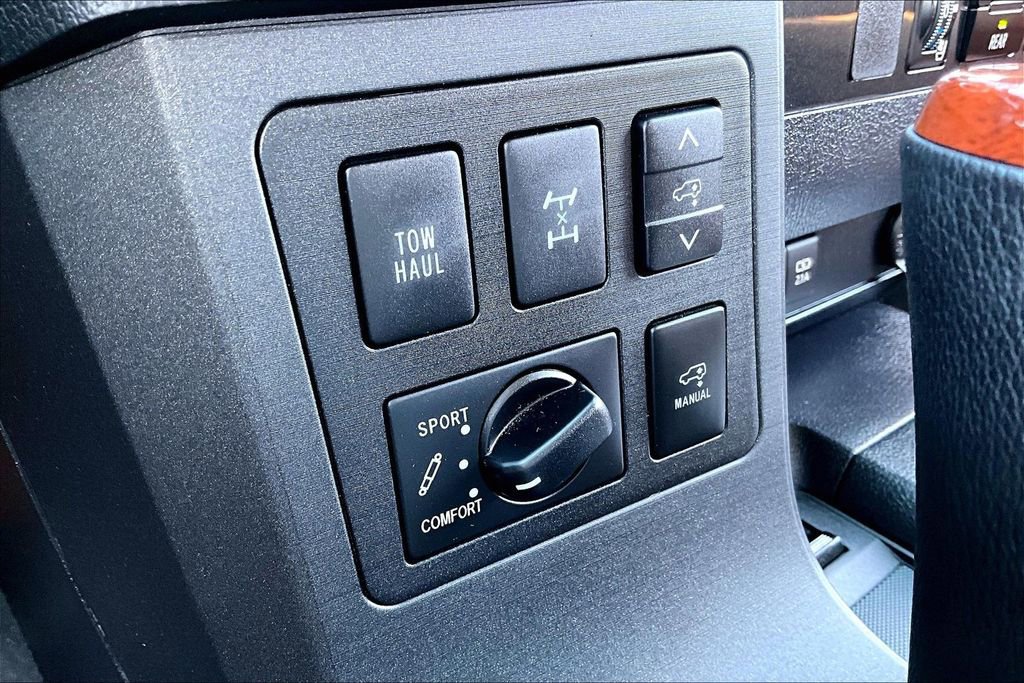 Used 2021 Toyota Sequoia Platinum image 24