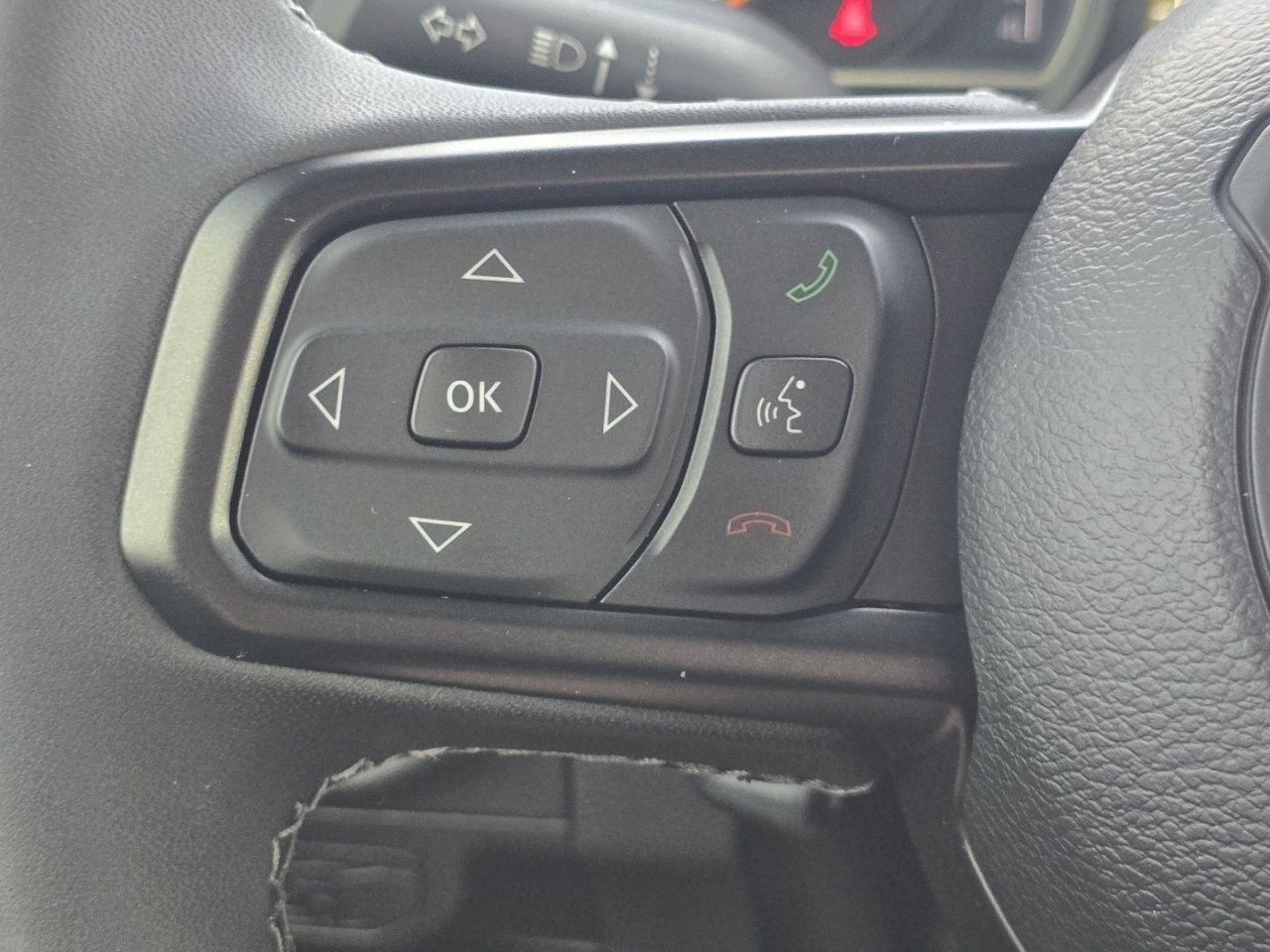 Used 2025 Jeep Wrangler Unlimited Rubicon AWD/4WD image 34