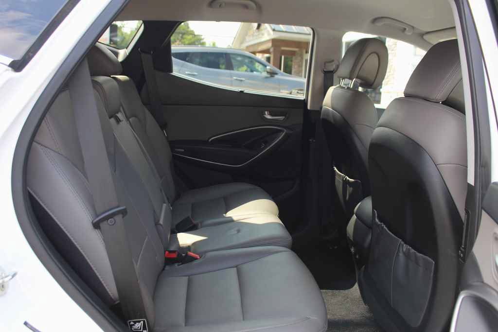 Used 2017 Hyundai Santa Fe Sport AWD/4WD image 30