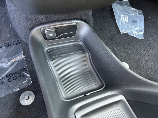 New 2027 Chrysler Pacifica LX FWD image 19