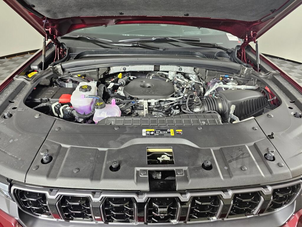 New 2026 Jeep Grand Cherokee Summit AWD/4WD image 12