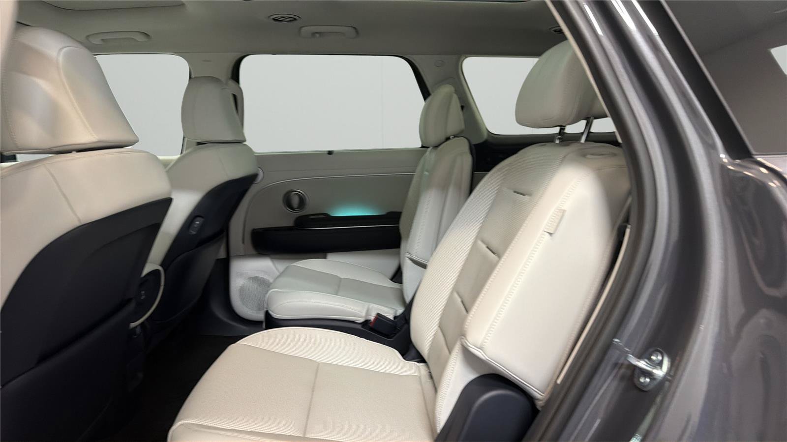 New 2026 Hyundai Palisade Calligraphy AWD/4WD image 11