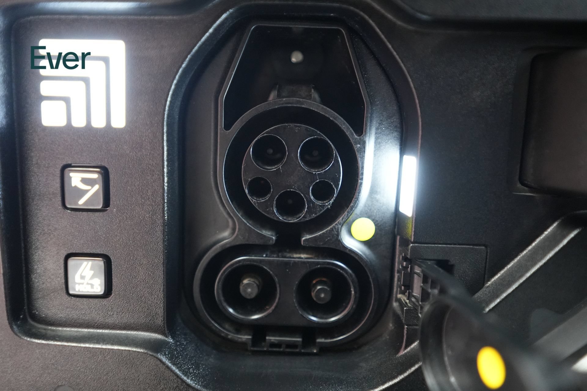 Used 2024 Kia EV9 Light Long Range RWD image 10