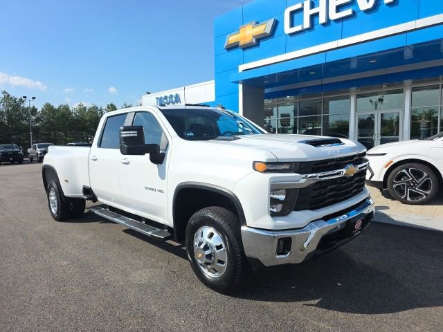 Used 2025 Chevrolet Silverado 3500 LT w/ Safety Package
