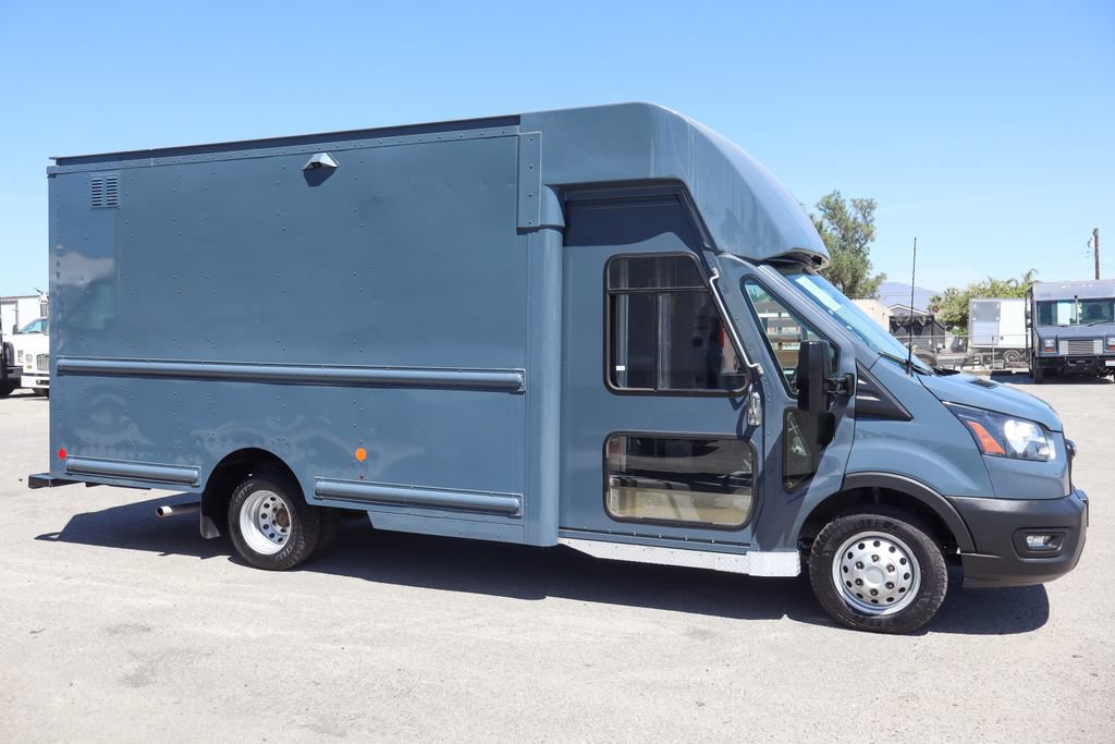 Used 2022 Ford Transit 350 DRW RWD image 10