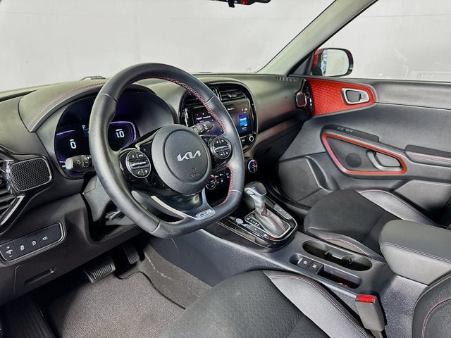 Certified 2023 Kia Soul GT-Line w/ GT-Line Technology Package FWD image 9