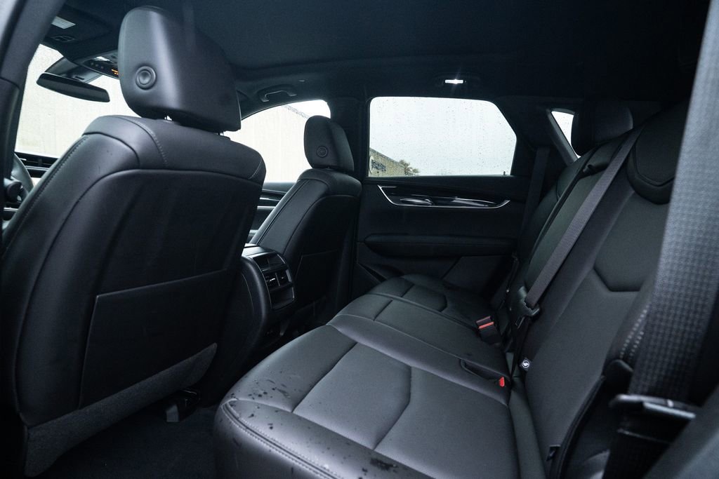 Used 2022 Cadillac XT5 Premium Luxury w/ LPO, Floor Liner Package image 37