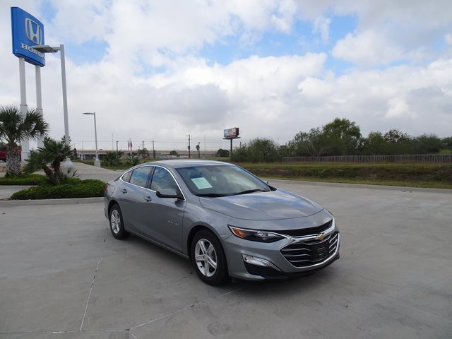 Used 2024 Chevrolet Malibu LS image 3