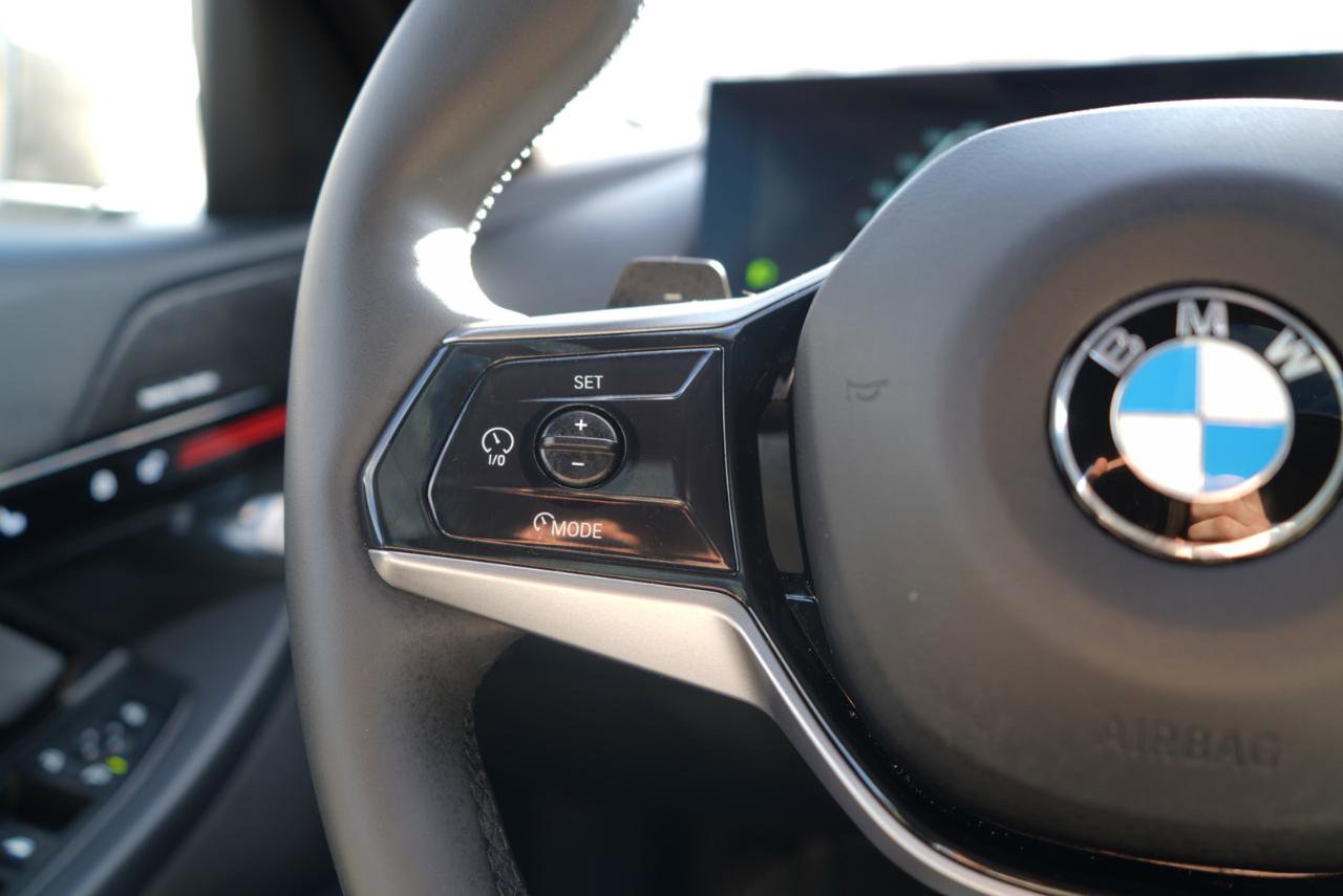 Used 2024 BMW 530i xDrive 530i xDrive Sedan w/ Convenience Package image 23