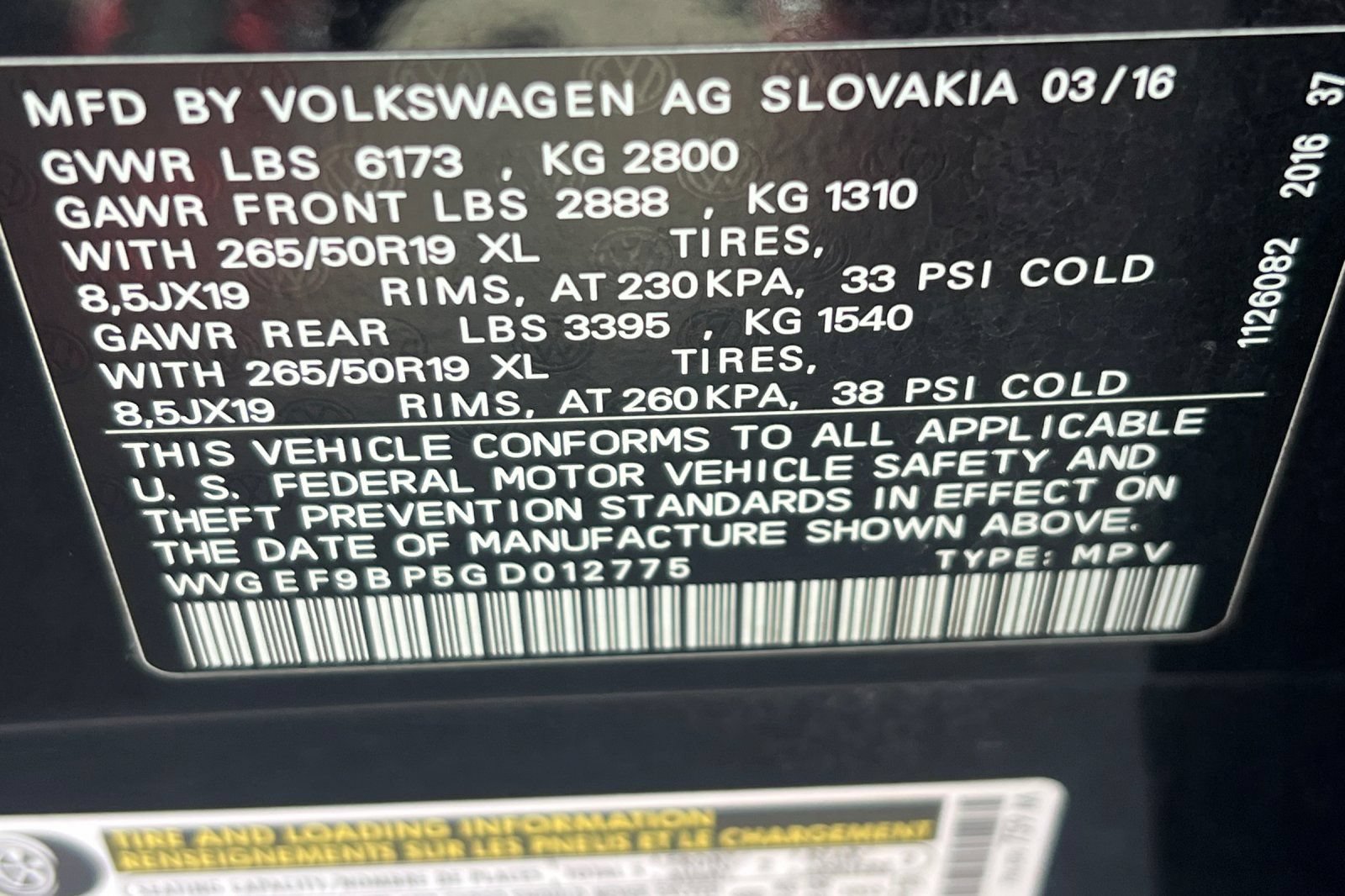 Used 2016 Volkswagen Touareg VR6 AWD/4WD image 30