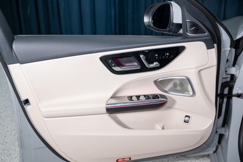Certified 2026 Mercedes-Benz C 300 Sedan image 11