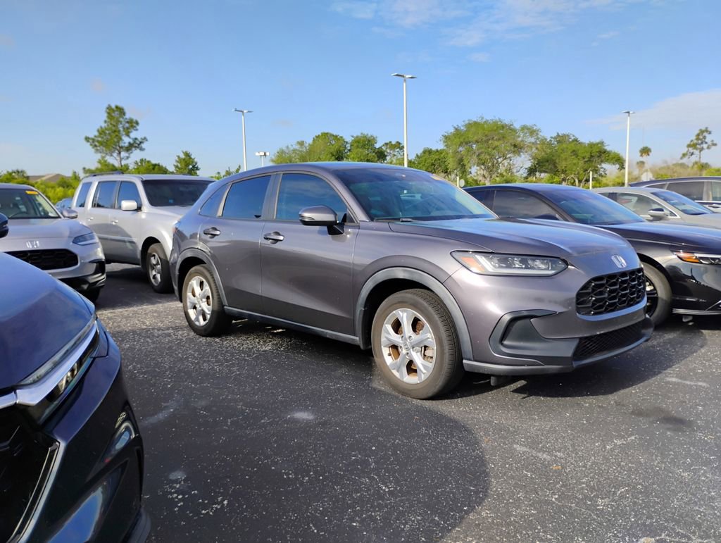 Used 2024 Honda HR-V LX image 2