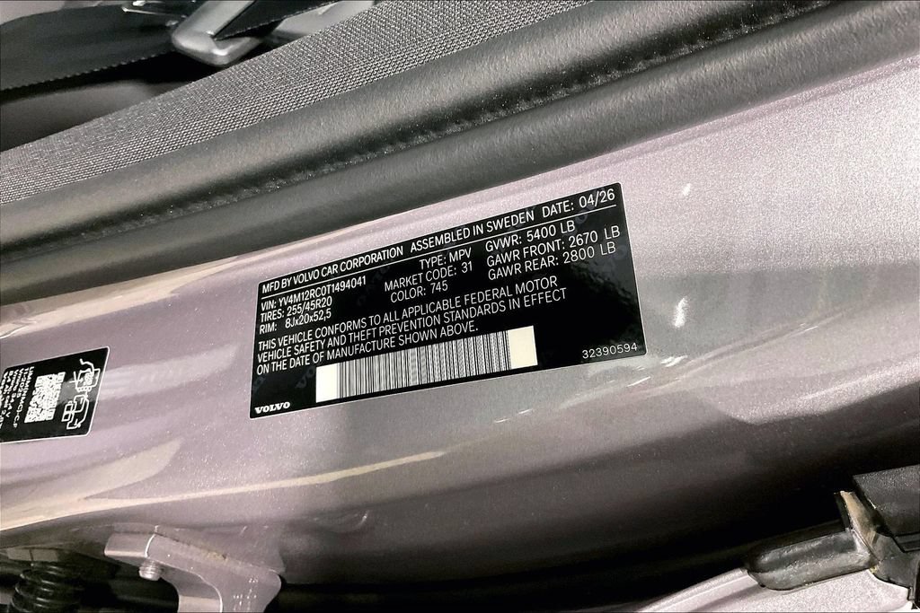 New 2026 Volvo XC60 B5 Plus w/ Protection Package Premier AWD/4WD image 8