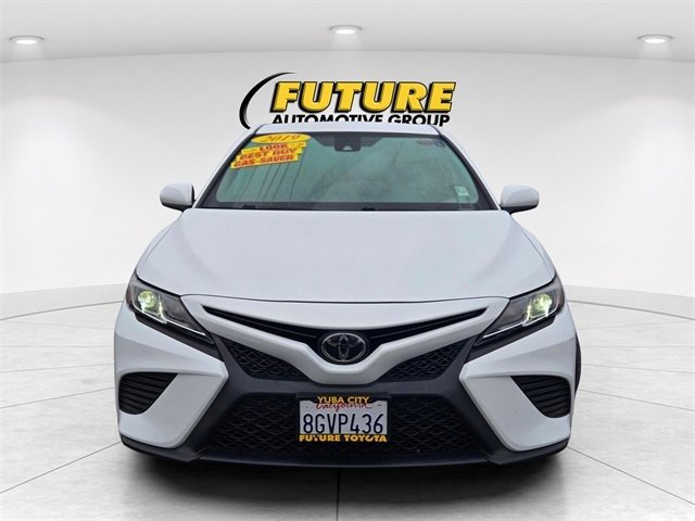 Certified 2019 Toyota Camry SE image 2