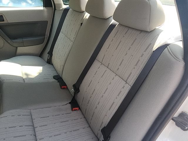 Used 2011 Ford Focus SE w/ 201A Rapid Spec Order Code FWD image 12