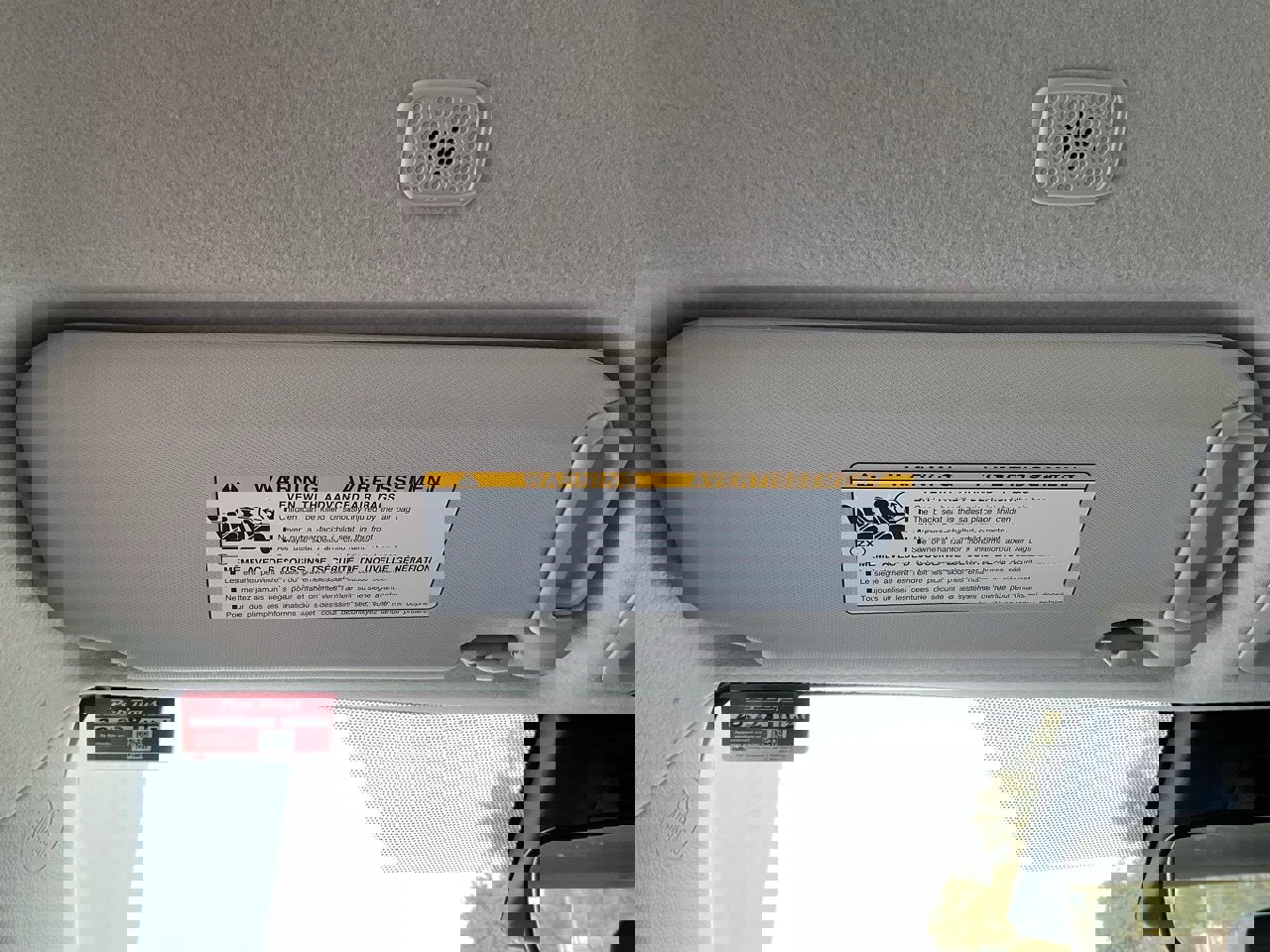 Used 2025 Toyota Corolla LE image 27