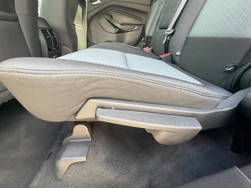 Used 2018 Ford Escape SE w/ SE Sync 3 Package image 11