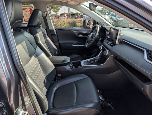 Used 2020 Toyota RAV4 Limited w/ Limited Grade Weather Package AWD/4WD image 33