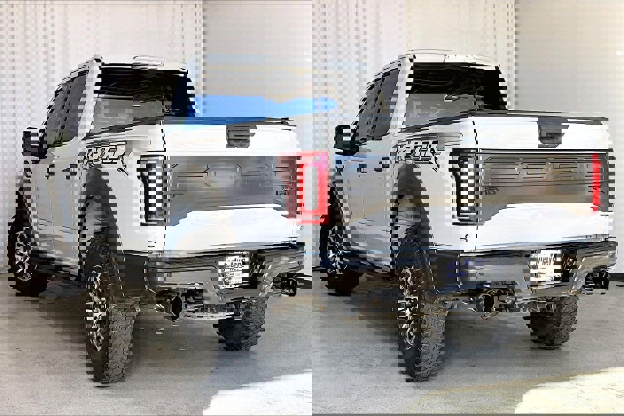 Used 2017 Ford F150 Raptor w/ Equipment Group 801A Mid image 10