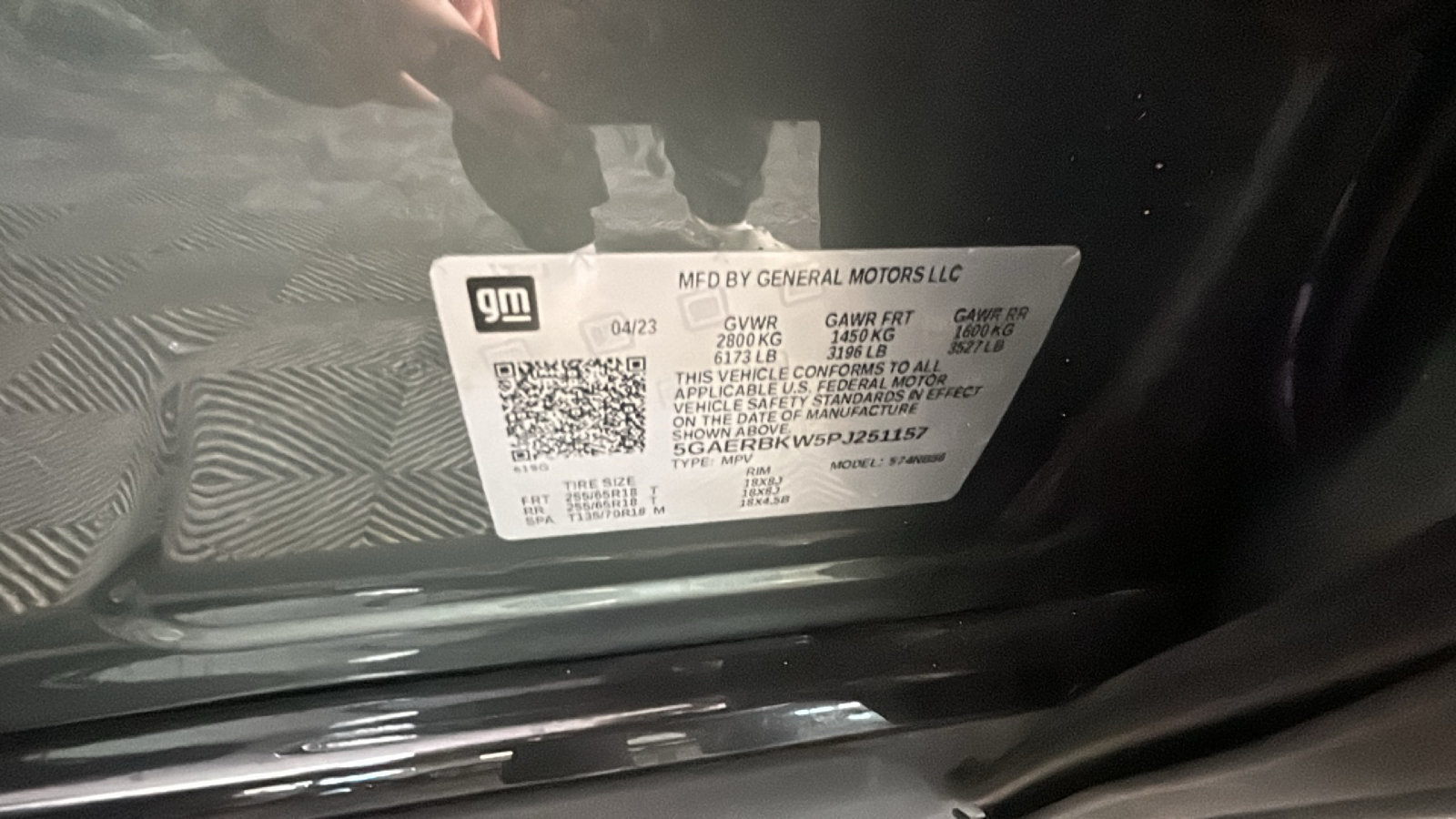 Used 2023 Buick Enclave Essence w/ LPO, Floor Liner Package FWD image 12