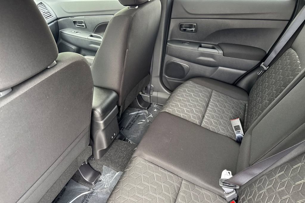 New 2026 Mitsubishi Outlander Sport LE AWD/4WD image 12