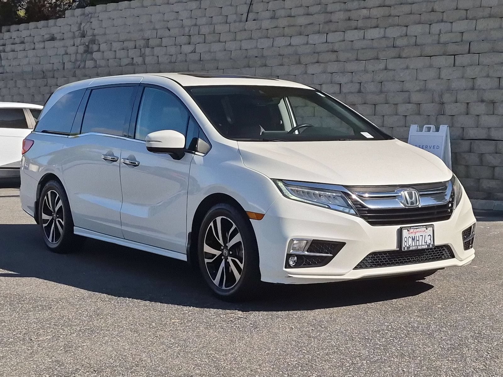Used 2018 Honda Odyssey Elite image 7