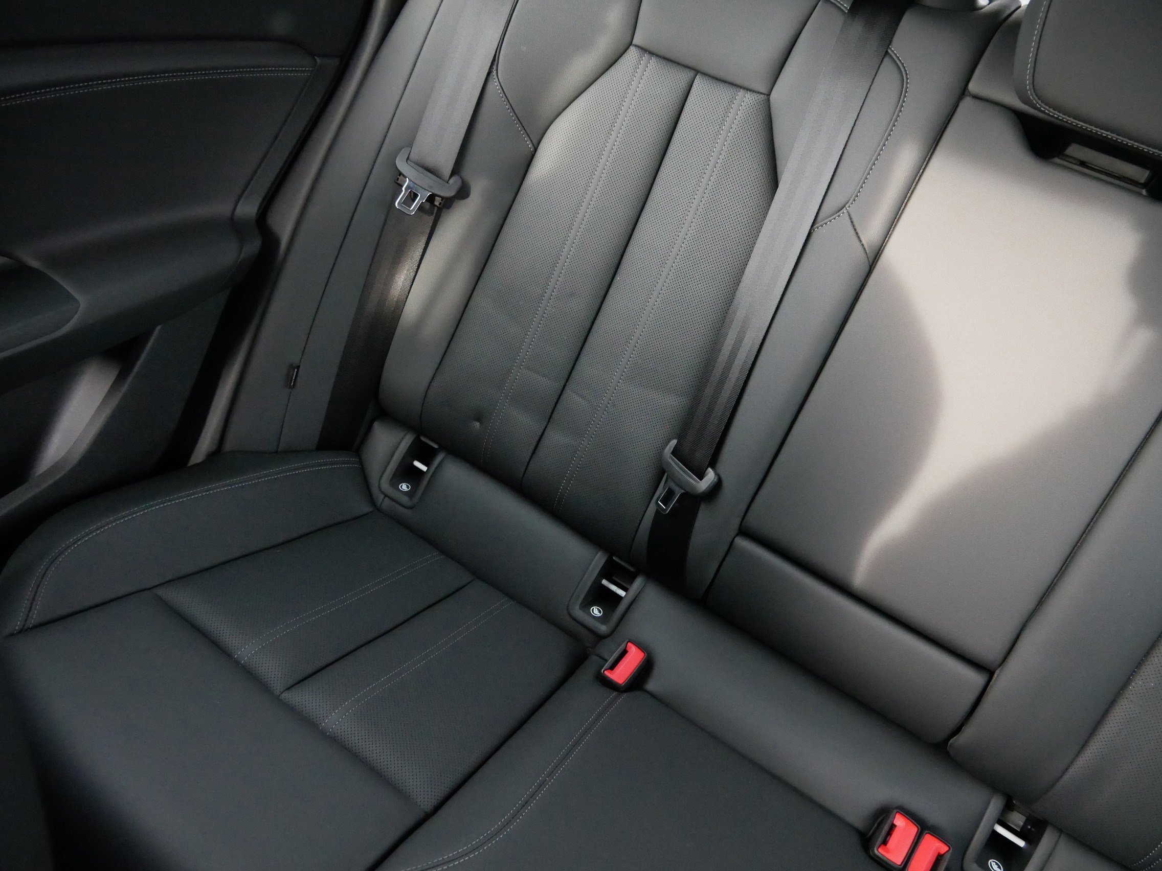 Used 2025 Audi Q6 e-tron Premium Plus w/ Premium Plus image 12