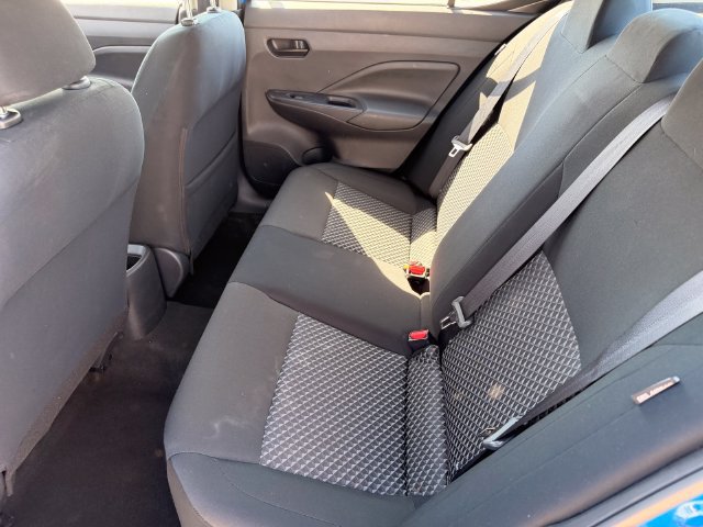 Used 2024 Nissan Versa S FWD image 7
