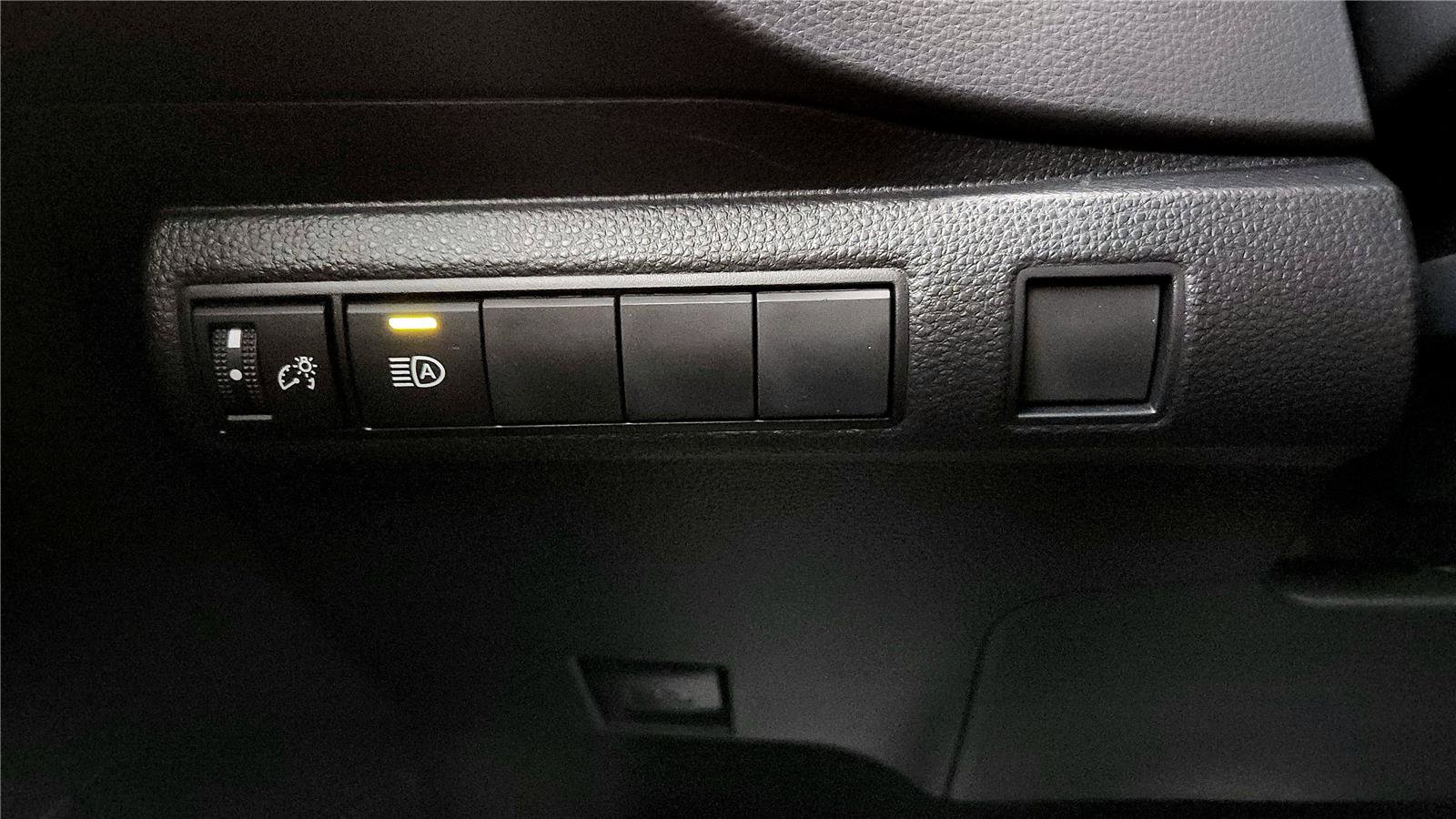 Used 2023 Toyota Corolla LE FWD image 32