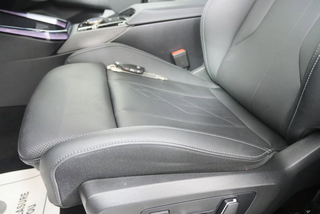 Certified 2025 BMW X3 xDrive30i image 10