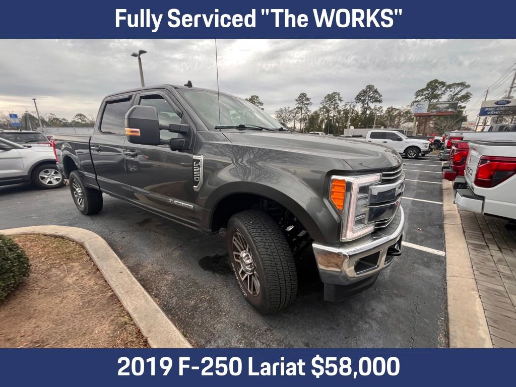Used 2019 Ford F250 Lariat w/ Lariat Ultimate Package image 2