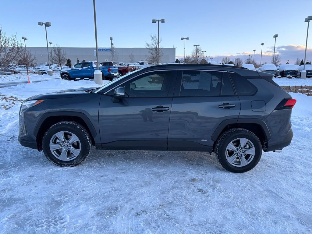Used 2025 Toyota RAV4 XLE image 4