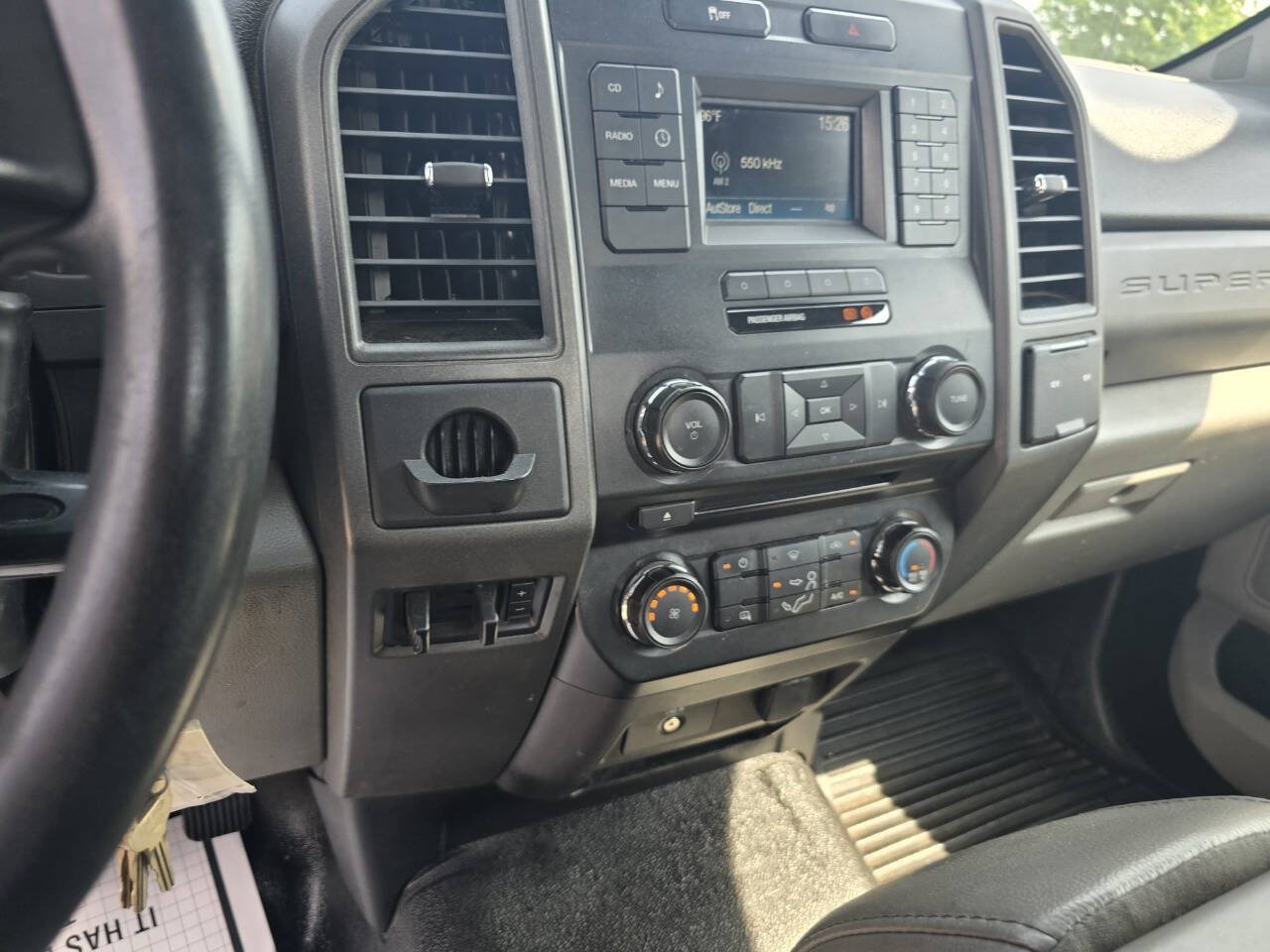 Used 2018 Ford F350 XL w/ Power Equipment Group RWD image 30