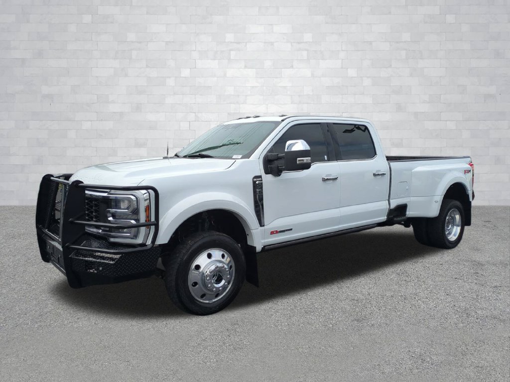 Used 2025 Ford F450 King Ranch w/ Chrome Package AWD/4WD image 9