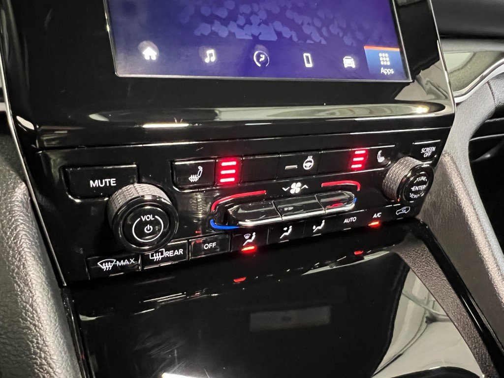 Certified 2023 Jeep Grand Cherokee Altitude image 46