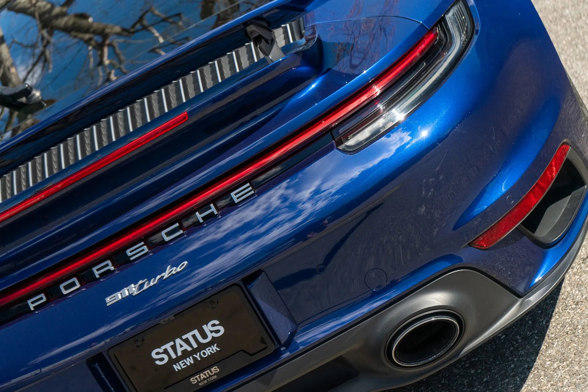 Used 2021 Porsche 911 Turbo image 35