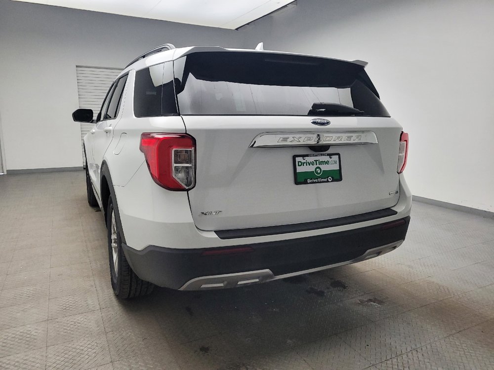Used 2020 Ford Explorer XLT w/ Equipment Group 202A image 6